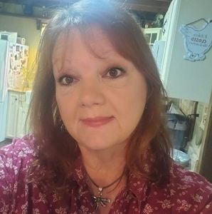 Meet your Posher, Suzy